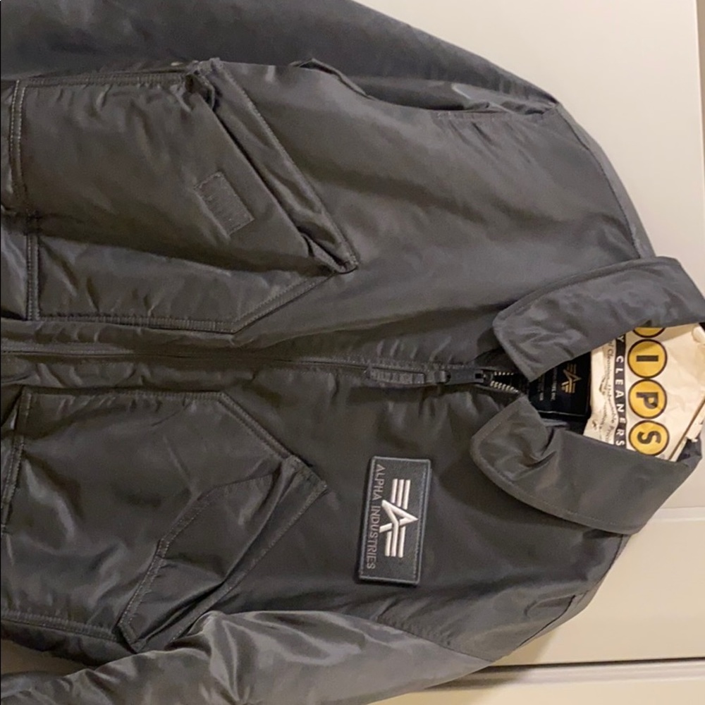 Grey bomber